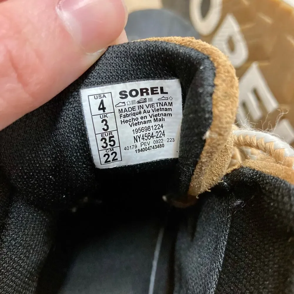 Sorel Kids’ Out N About III Youth Waterproof Boot Size 4